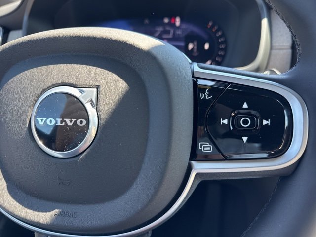 New 2026 Volvo XC90 B6 Plus w/ Protection Package Premier image 19