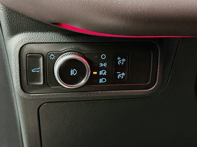 Used 2025 Ford Explorer Platinum w/ LUX Leather Package image 11