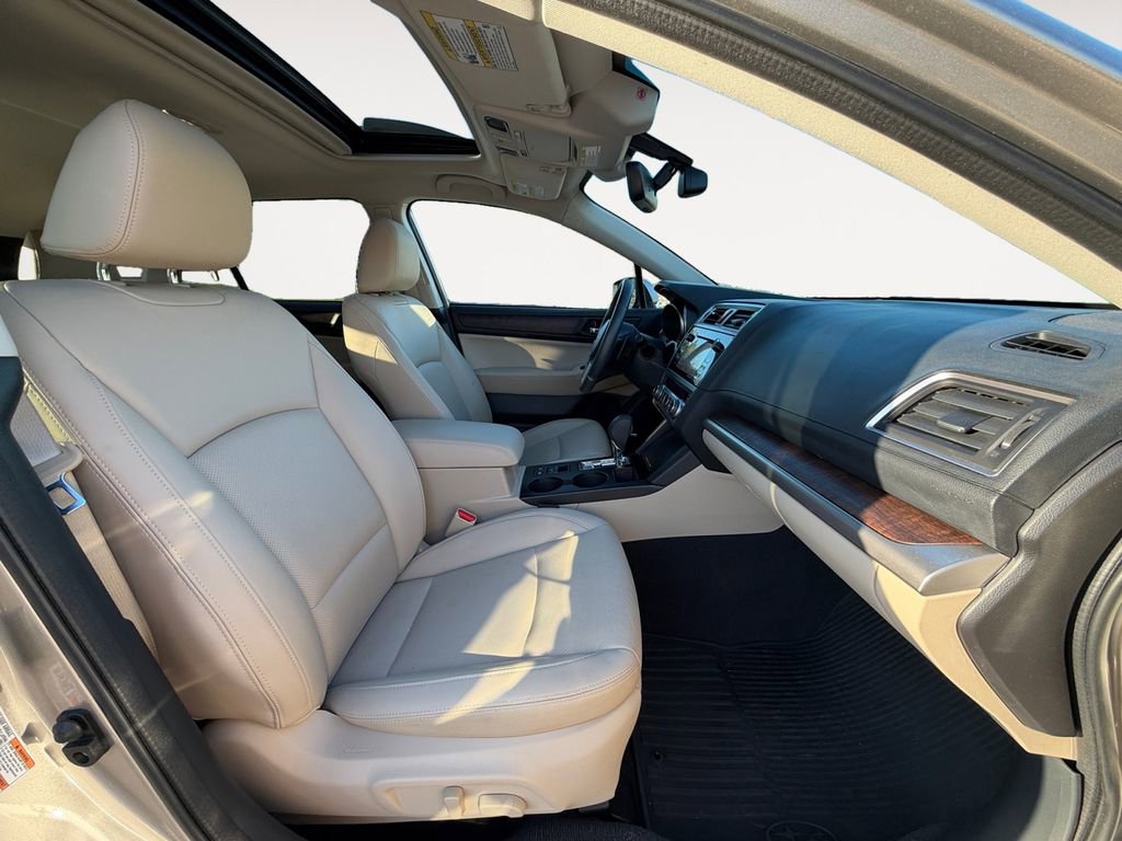 Used 2017 Subaru Outback 2.5i Limited image 13