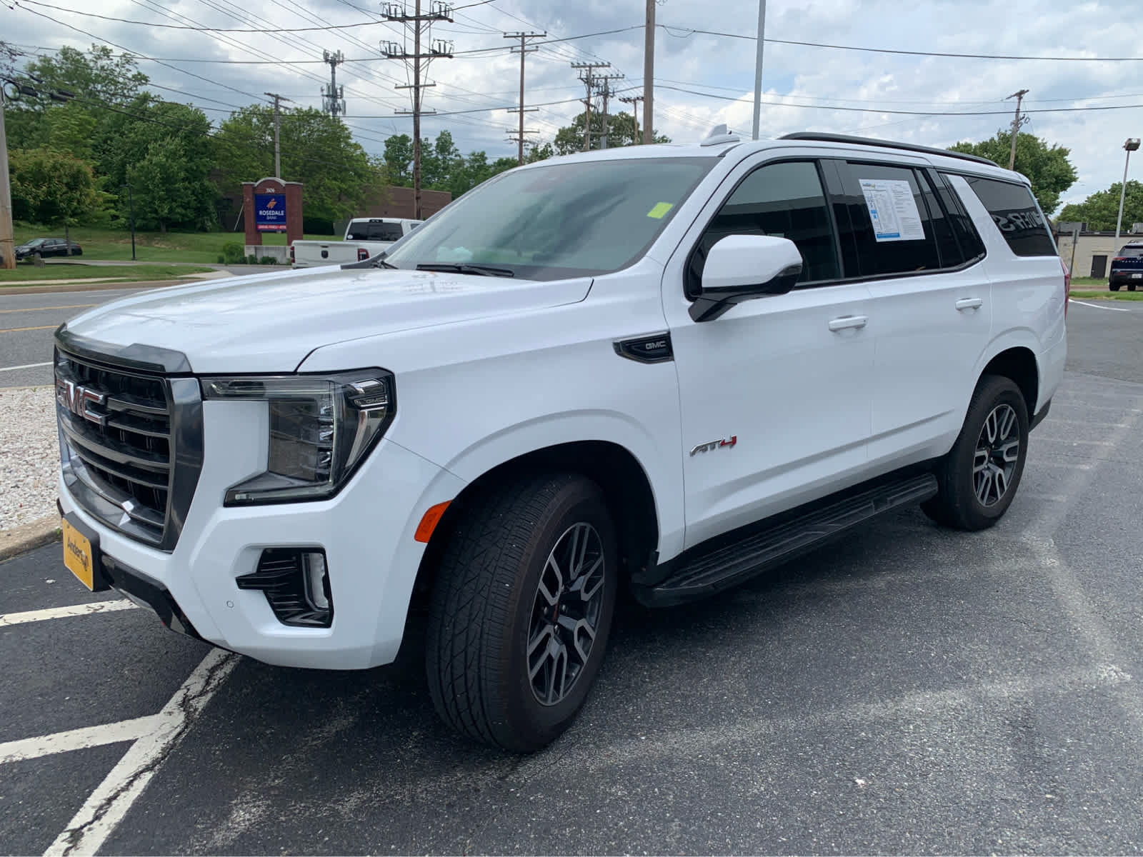 Used 2023 GMC Yukon AT4 w/ Max Trailering Package AWD/4WD image 2