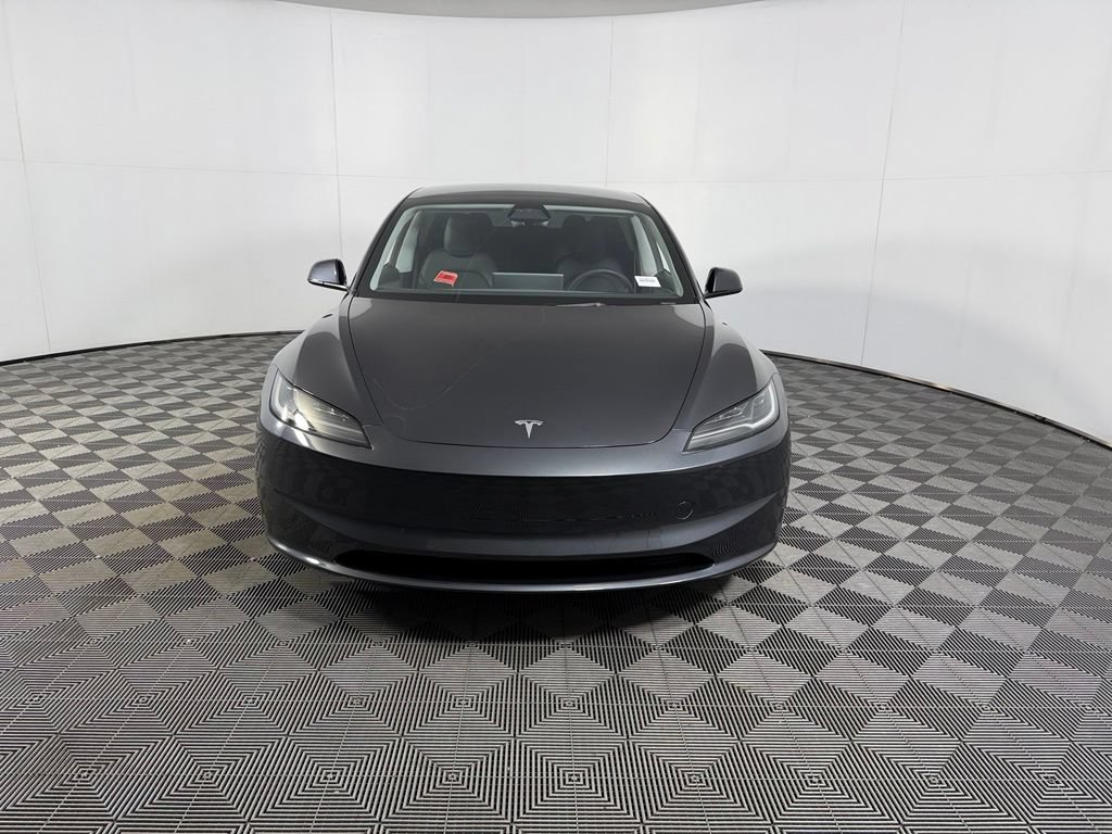 Used 2024 Tesla Model 3 Standard Range RWD image 4