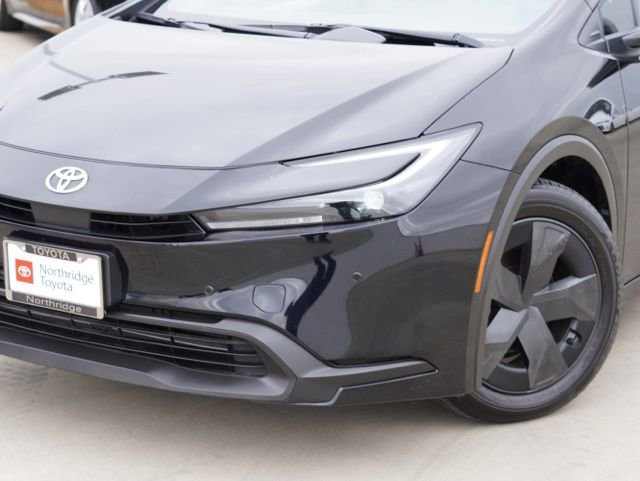 Used 2026 Toyota Prius LE FWD image 4