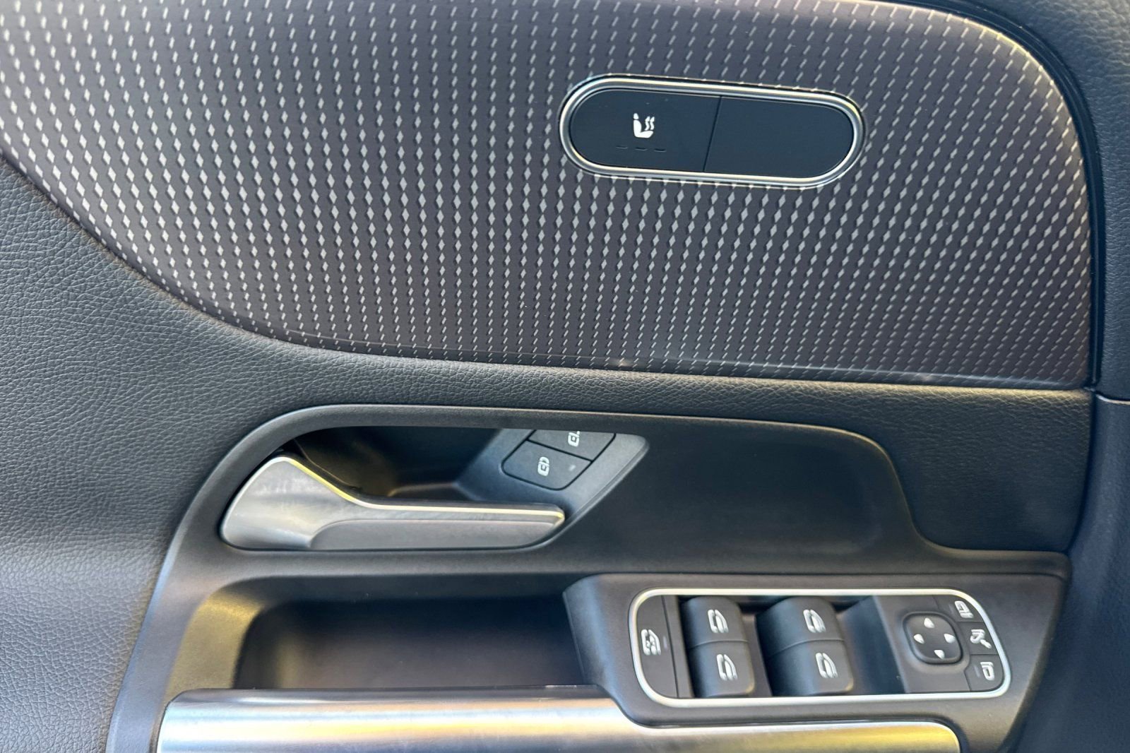 Certified 2022 Mercedes-Benz GLA 250 image 26