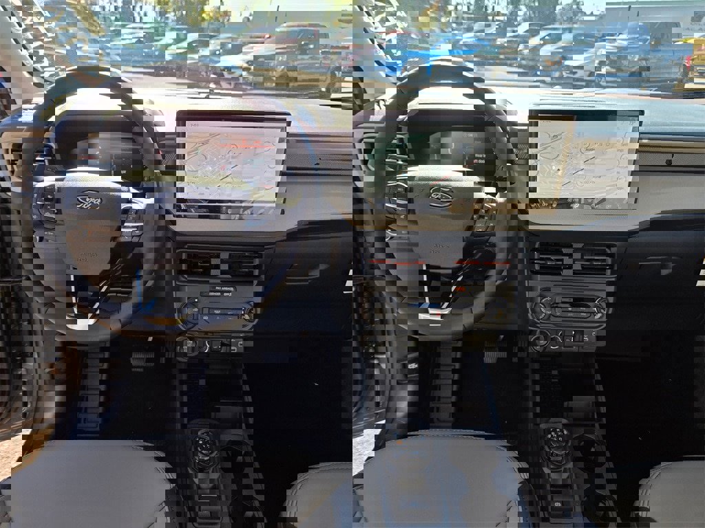 New 2025 Ford Maverick Lariat image 10