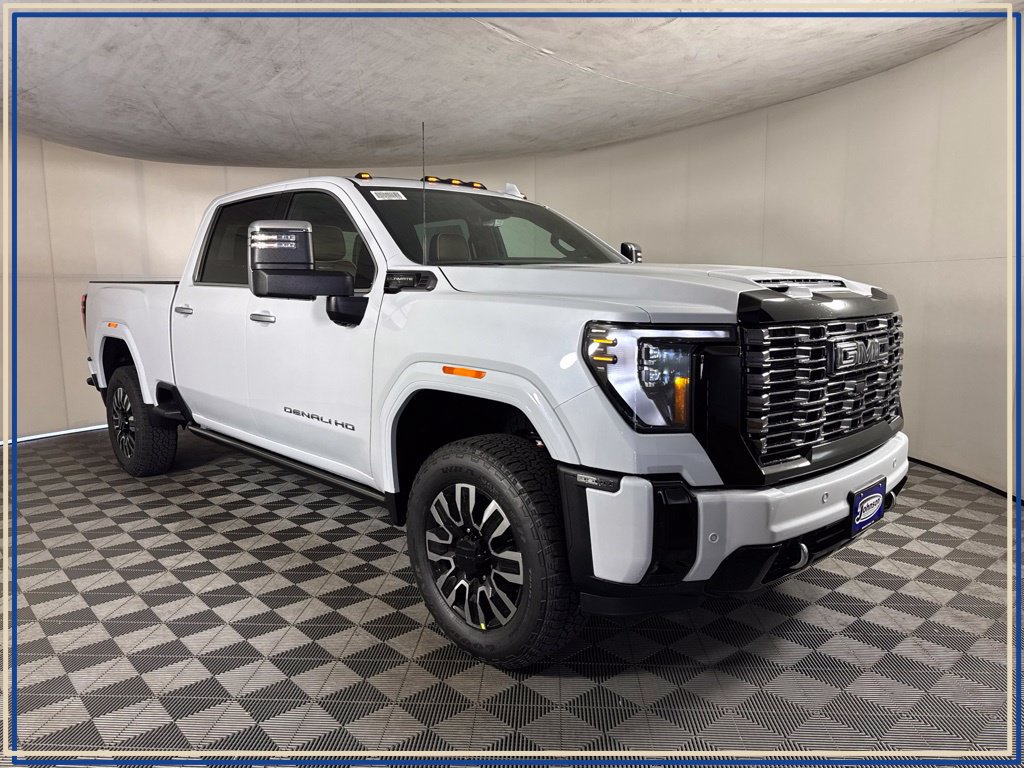 New 2026 GMC Sierra 3500 Denali Ultimate AWD/4WD image 3
