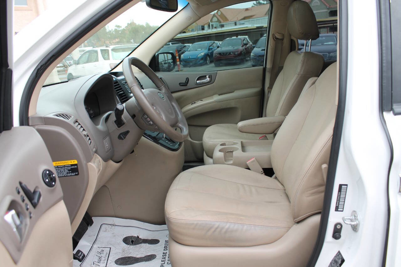 Used 2012 Kia Sedona EX w/ Luxury Pkg image 11