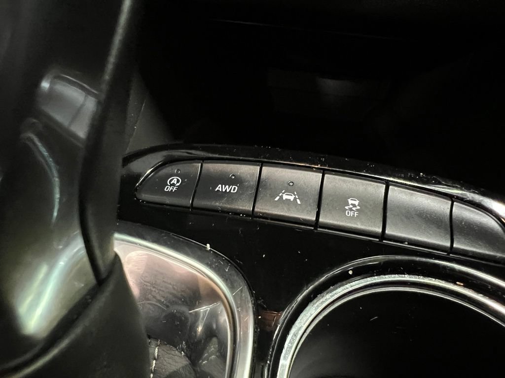 Used 2023 Buick Encore GX Preferred w/ Cold Weather Comfort Package AWD/4WD image 32