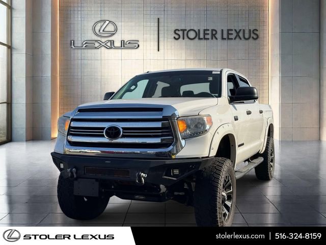 Used 2017 Toyota Tundra SR5 w/ SR5 Upgrade Package AWD/4WD image 3