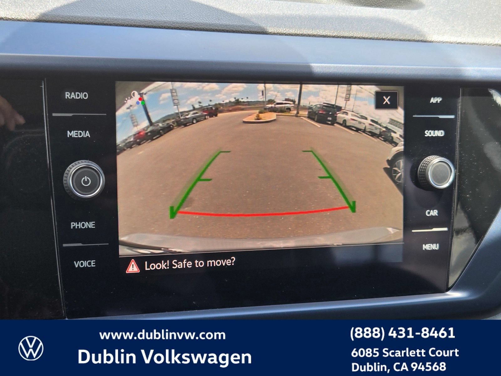Used 2023 Volkswagen Taos SE w/ Black Wheel Package FWD image 14