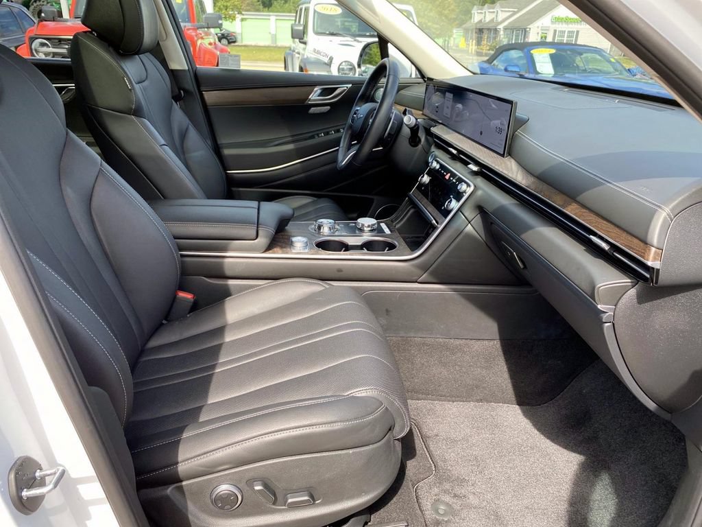 Used 2025 Genesis GV80 2.5T Select AWD/4WD image 26