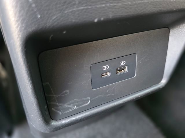 Used 2023 Nissan Rogue SV image 17