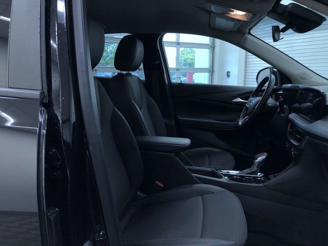 Used 2025 Buick Encore GX Preferred FWD image 23