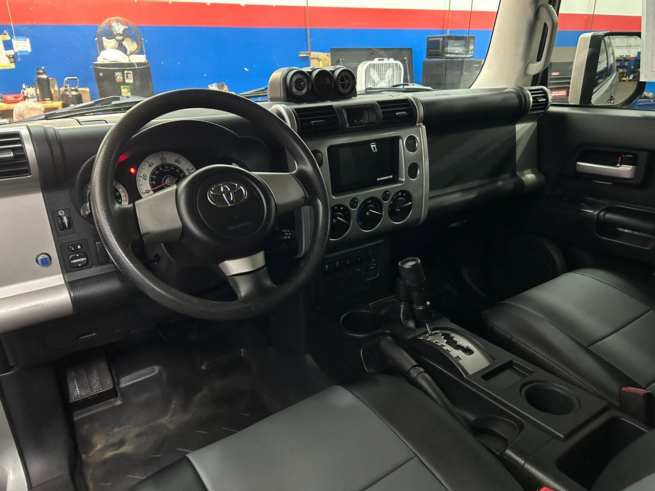 Used 2010 Toyota FJ Cruiser 4WD image 20