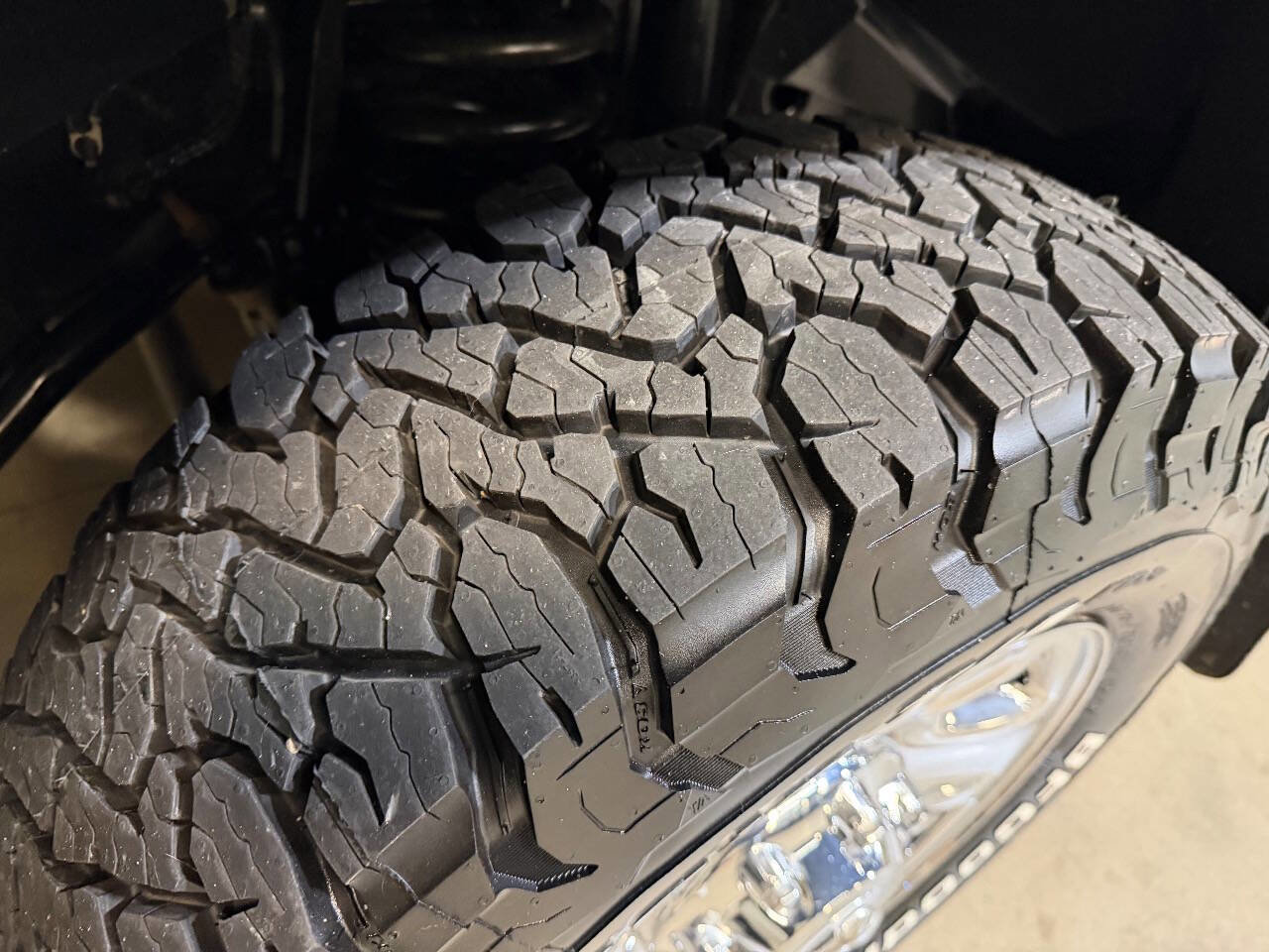 Used 2016 RAM 3500 Tradesman w/ Chrome Appearance Group AWD/4WD image 16