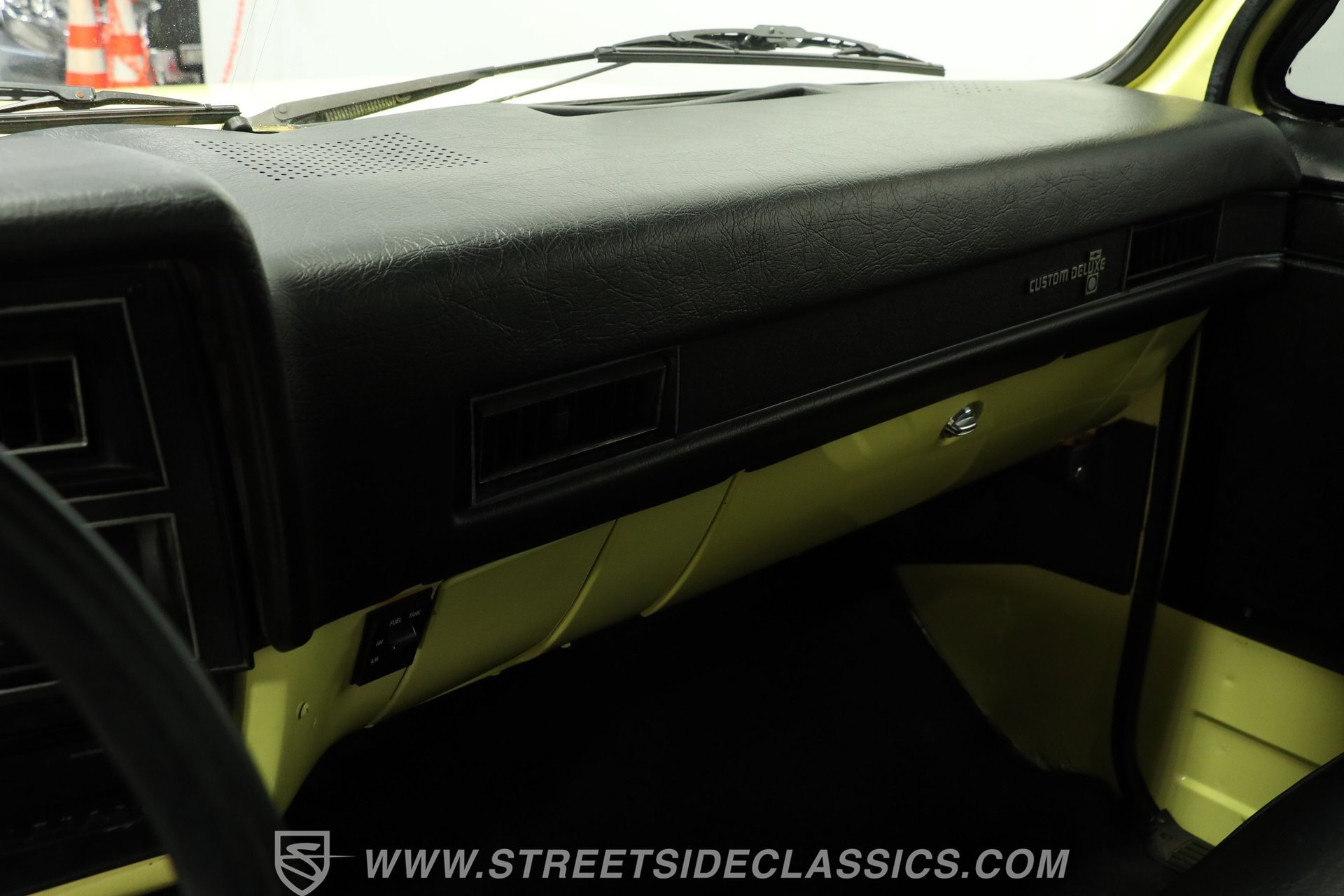 Used 1987 Chevrolet Silverado 1500 1500 RWD image 39