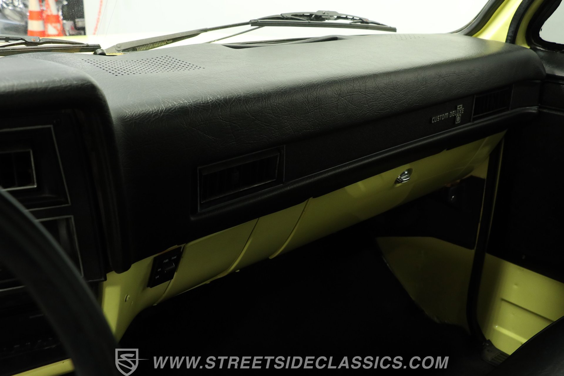 Used 1987 Chevrolet Silverado 1500 1500 RWD image 39
