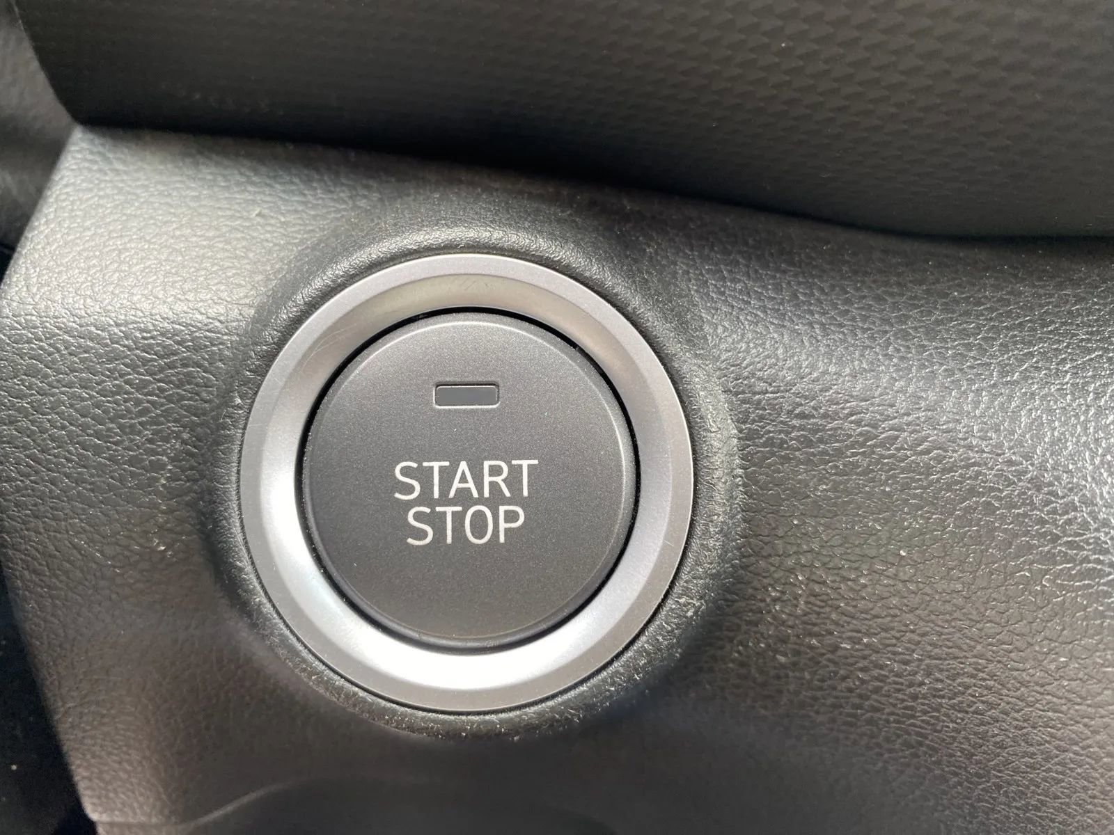 Used 2023 Hyundai Kona SE FWD image 19