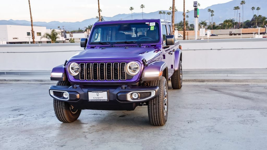 New 2026 Jeep Gladiator Sport AWD/4WD image 4
