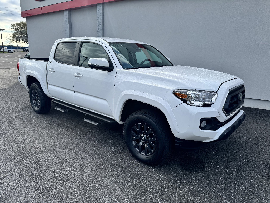 Certified 2023 Toyota Tacoma SR5 w/ Technology Package AWD/4WD image 4