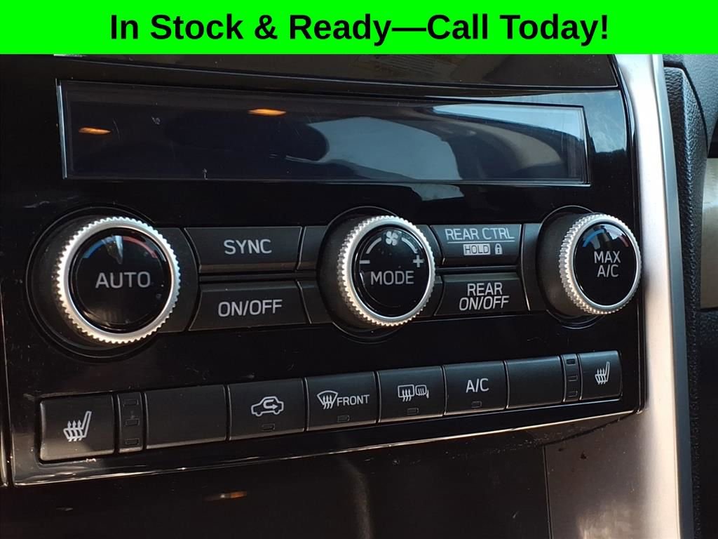 Used 2022 Subaru Ascent Premium w/ Convenience Package image 12