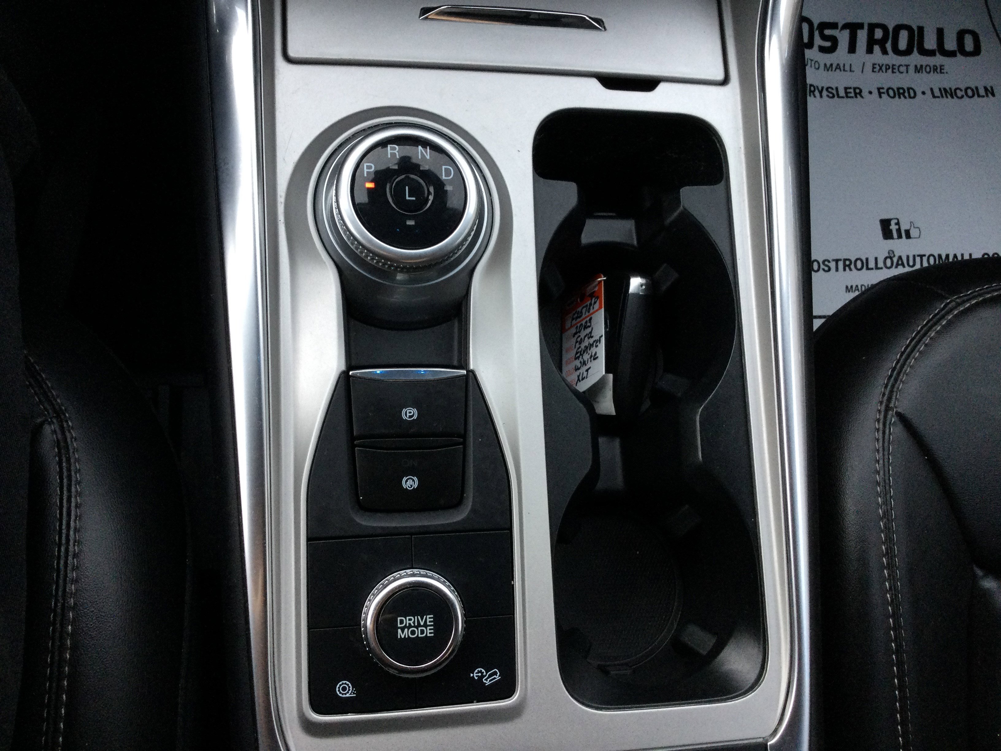 Used 2023 Ford Explorer XLT w/ Equipment Group 202A image 14