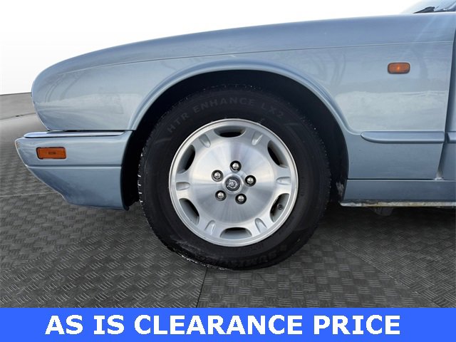 Used 1997 Jaguar XJ6 image 14