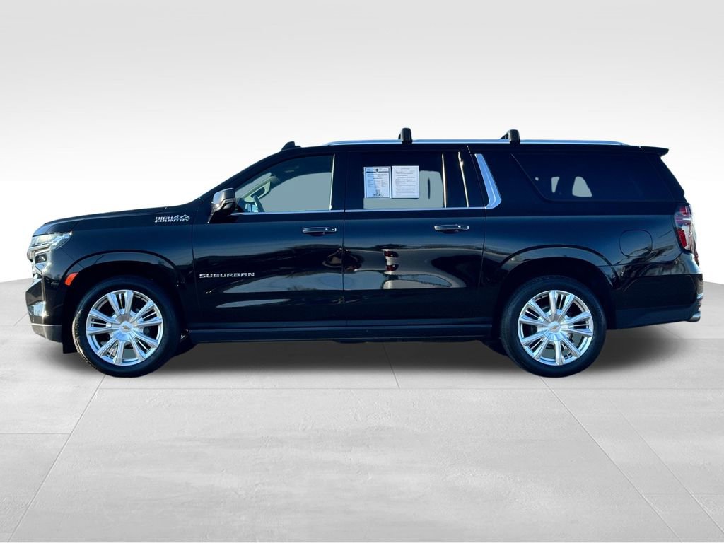 Used 2022 Chevrolet Suburban High Country AWD/4WD image 4