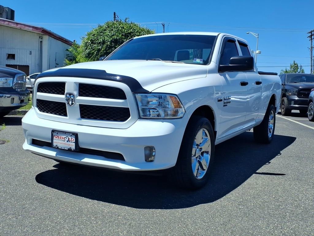 Used 2019 RAM 1500 Express w/ Express Value Package AWD/4WD image 3