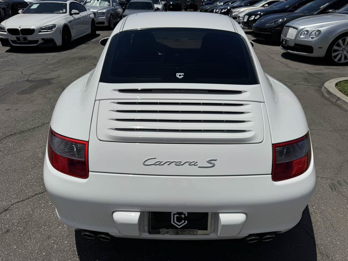 Used 2006 Porsche 911 Carrera S RWD image 5