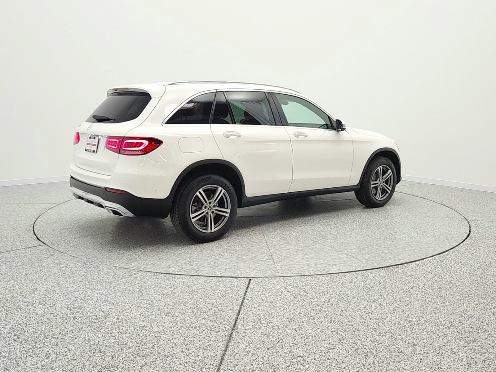 Used 2021 Mercedes-Benz GLC 300 image 5