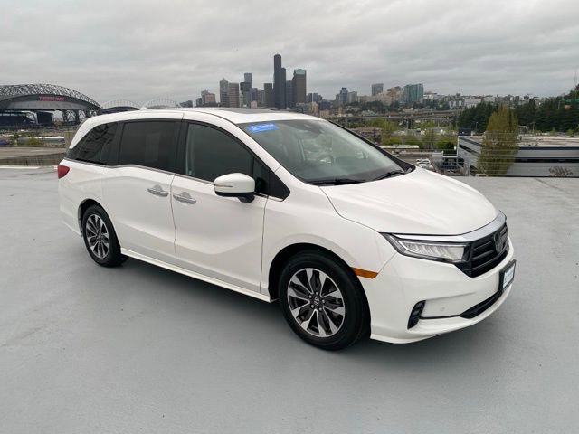 Certified 2023 Honda Odyssey Touring image 32