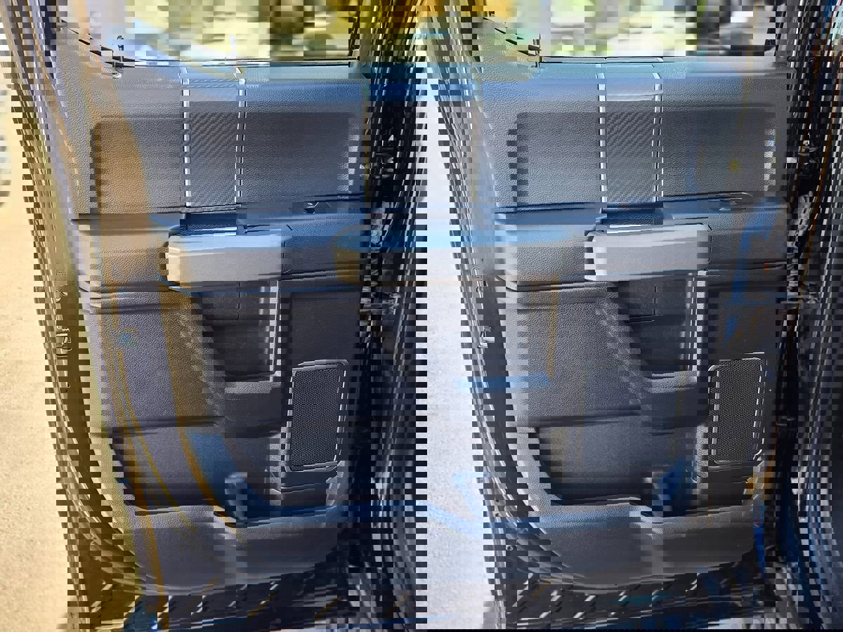 Used 2017 Ford F150 Raptor w/ Equipment Group 802A Luxury image 21