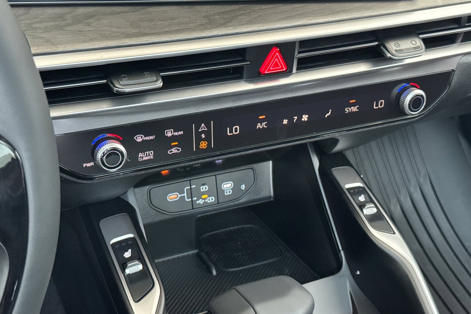 New 2026 Kia Sorento X-Line EX image 18