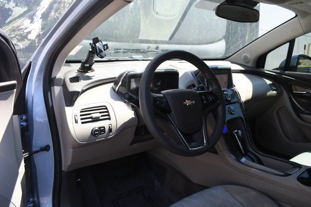 Used 2013 Chevrolet Volt FWD image 14