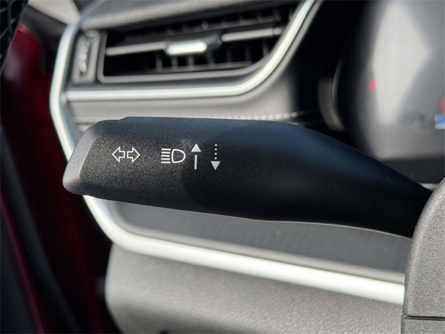 New 2025 Jeep Grand Cherokee L Laredo image 11