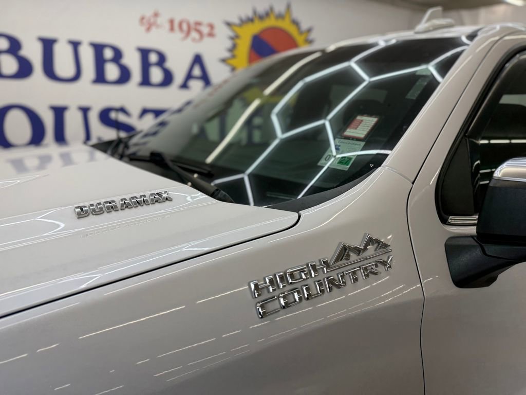 Used 2023 Chevrolet Silverado 1500 High Country w/ Z71 Off-Road Package image 21