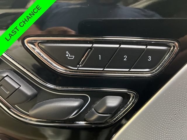 Used 2023 Lincoln Aviator Reserve w/ Equipment Group 201A AWD/4WD image 11