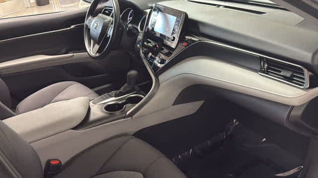 Used 2024 Toyota Camry LE w/ Convenience Package FWD image 35