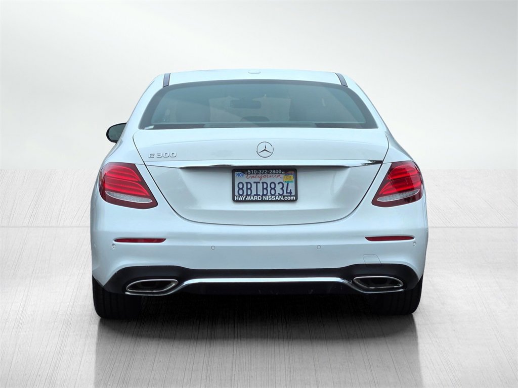 Used 2017 Mercedes-Benz E 300 image 5