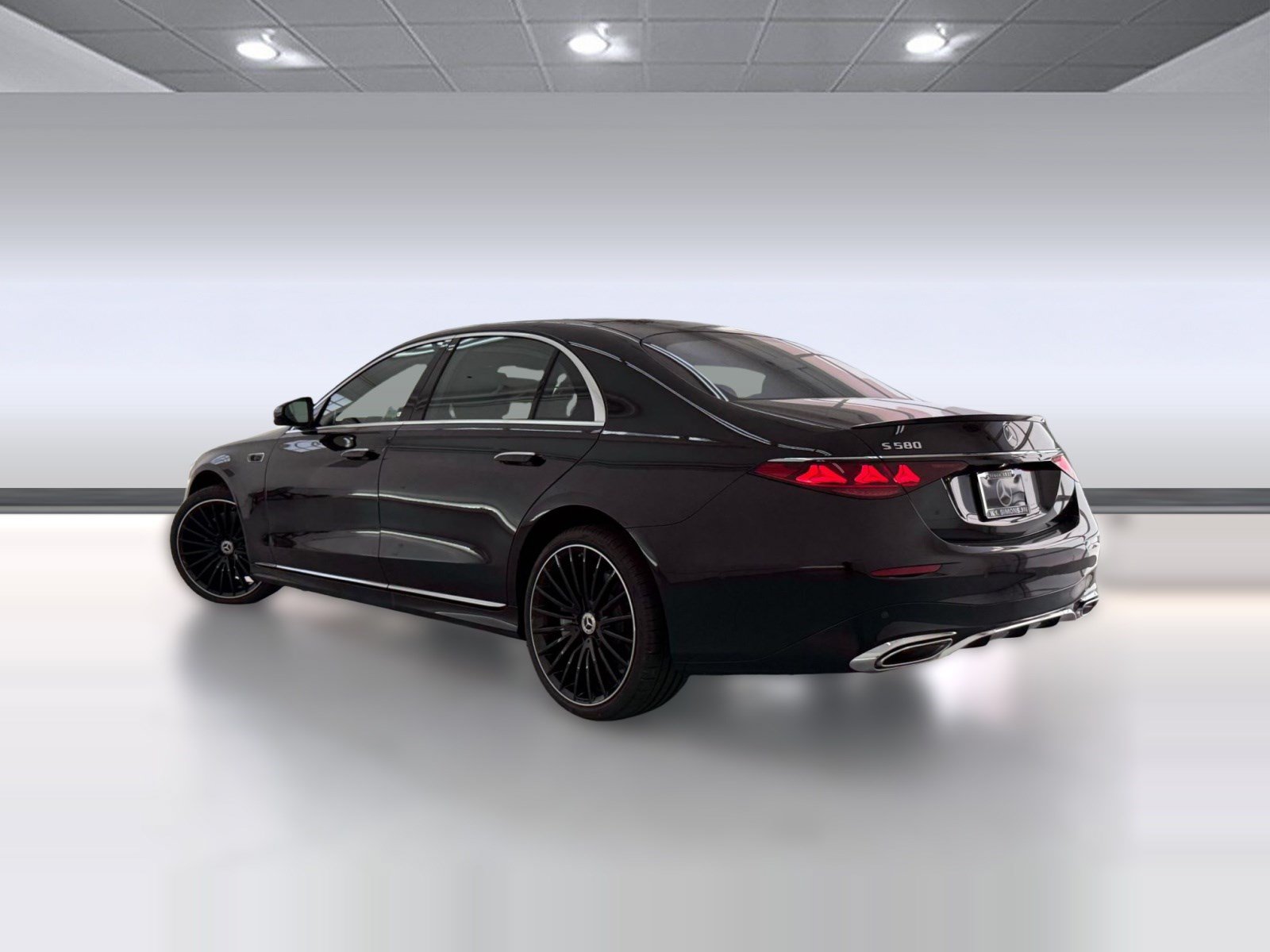 New 2027 Mercedes-Benz S 580 4MATIC Sedan image 3