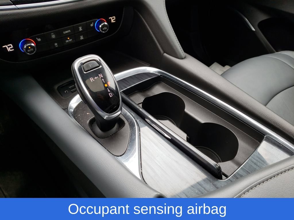 Used 2020 Buick Enclave Essence image 26