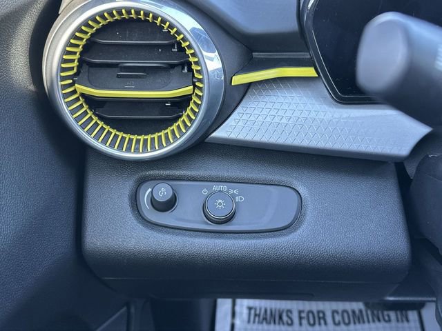 Used 2024 Chevrolet Trax LT image 17