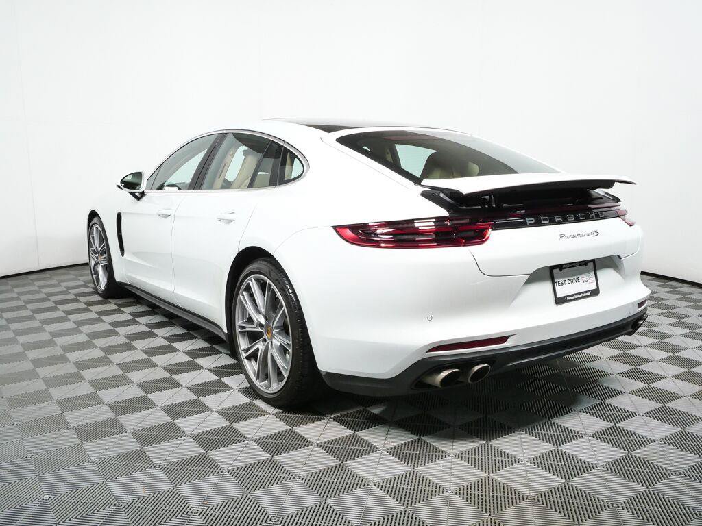 Certified 2018 Porsche Panamera 4S AWD/4WD image 3