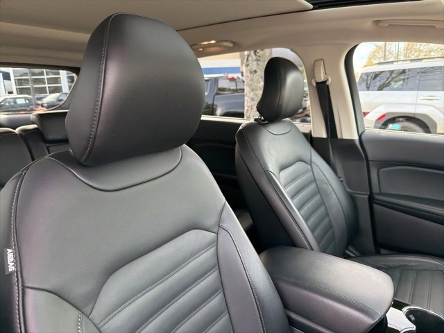 Used 2017 Ford Edge SEL w/ Equipment Group 201A image 33