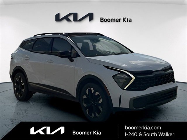 Used 2023 Kia Sportage X-Line w/ X-Line Premium Package image 3