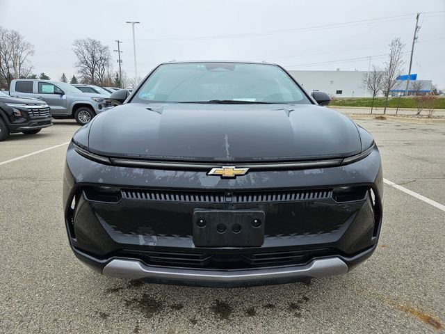 Used 2025 Chevrolet Equinox EV LT image 2