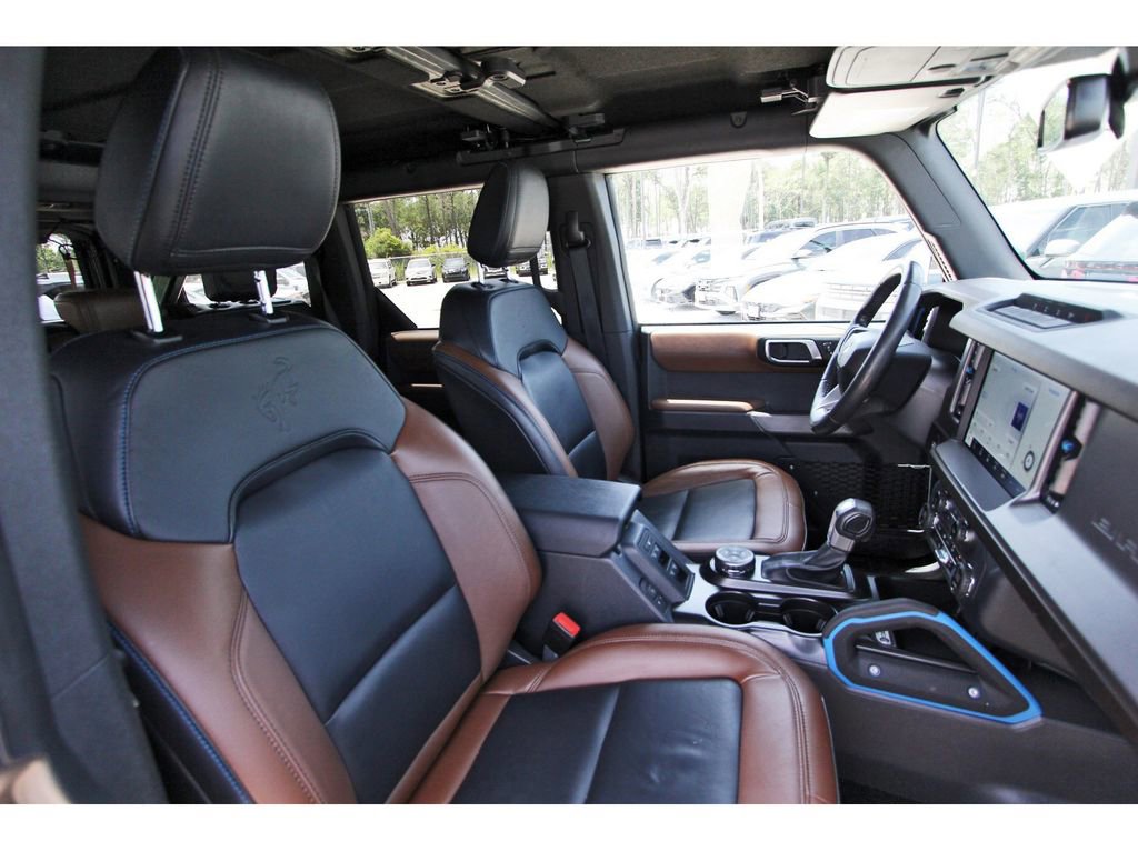 Certified 2023 Ford Bronco Outer Banks w/ Sasquatch Package AWD/4WD image 24