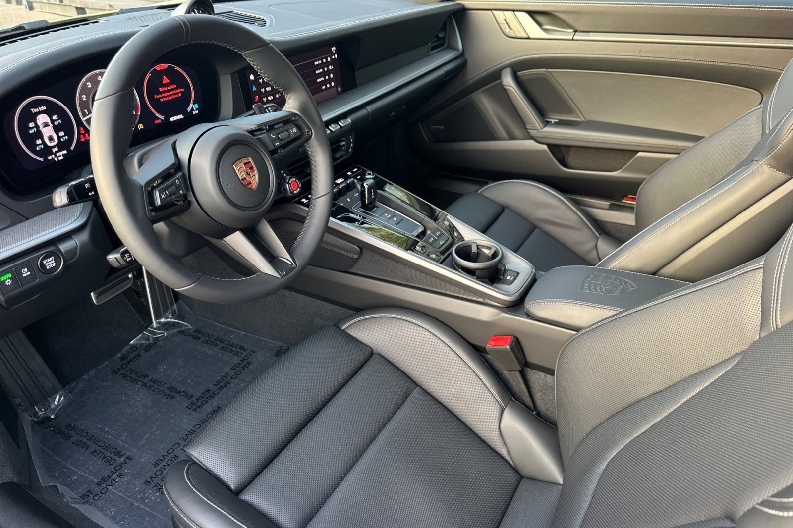 Used 2026 Porsche 911 Carrera RWD image 4