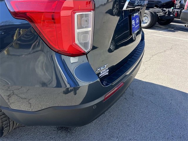 Used 2023 Ford Explorer XLT image 10