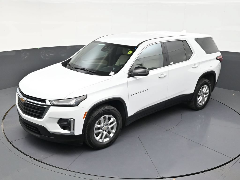 Used 2023 Chevrolet Traverse LS FWD image 12